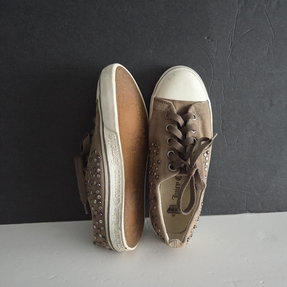 Juicy Couture Tan Canvas Sneakers with Studs Sz.6,5 - Picture 2 of 7